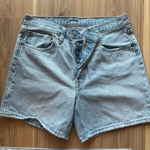 Levi's 501 Mid Thigh Blue Jean Shorts